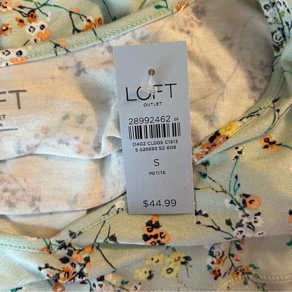 Ann Taylor LOFT Outlet Women’s SP Mint Green Ditsy Floral Flutter Sleeve Top - Picture 4 of 8